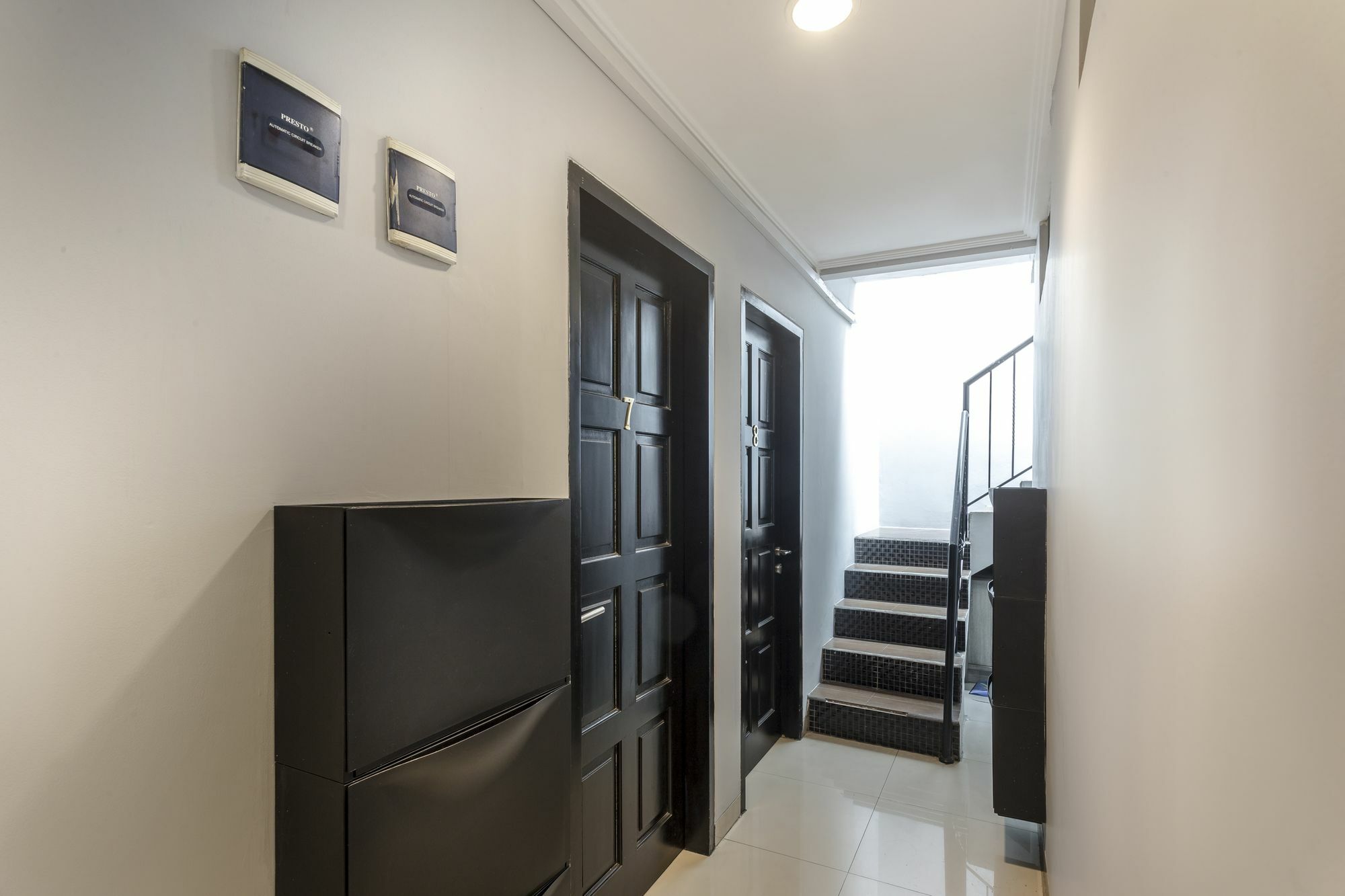 Oyo 105 La Maison D Ilona Jakarta Exterior foto